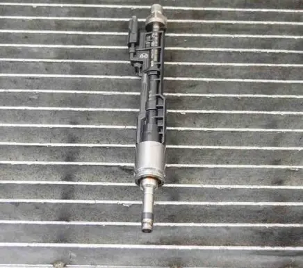 BMW Z4 E89 Fuel injector 75978700261500109