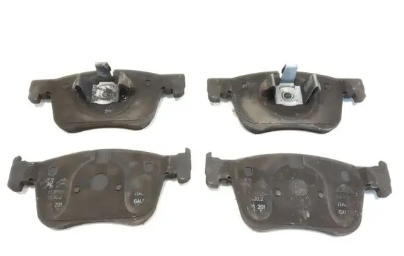 Opel Grandland X Brake pads (front) 