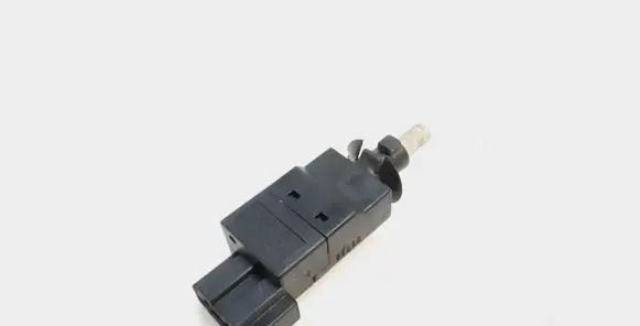Mercedes-Benz CLS C219 Brake pedal sensor switch 0015454009
