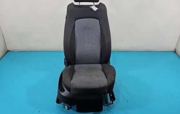 Seat Toledo III (5P) Front passenger seat IMPRK1449449