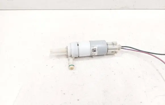 Opel Insignia A Windscreen/windshield washer pump 13250289 315569426