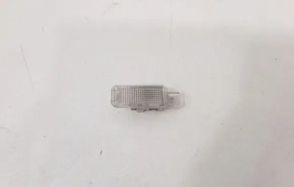 Audi A4 S4 B5 8D Front door interior light 