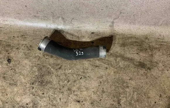 BMW X3 F25 Intercooler hose/pipe