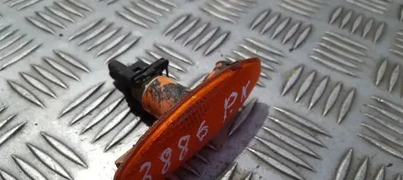 Ford Mondeo MK II Front fender indicator light 95gg13k309aa