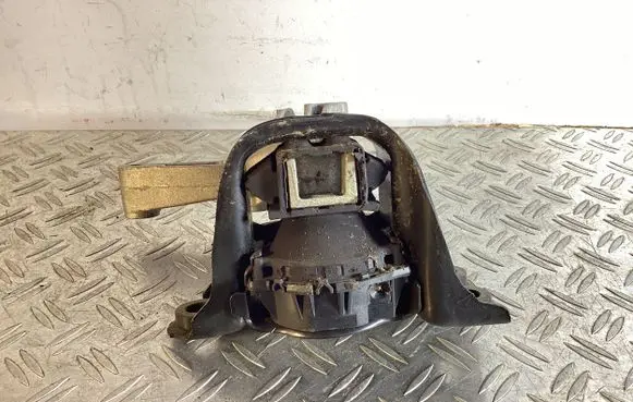 Nissan Qashqai Engine mount bracket 112848450R
