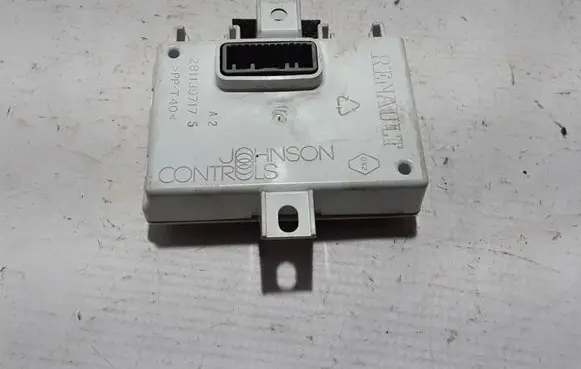 Renault Megane III GPS navigation control unit/module 283468105R