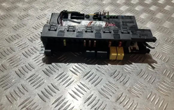 Mercedes-Benz SLK R171 SAM control unit A1715451301