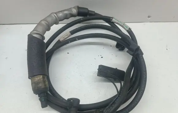 Mercedes-Benz Sprinter W906 AdBlue supply pipe A9064702264 073680820023 9064702264