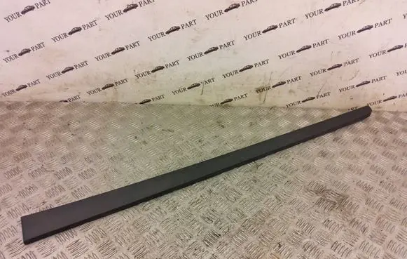 Hyundai Bayon Front door trim (molding) 87722Q0400