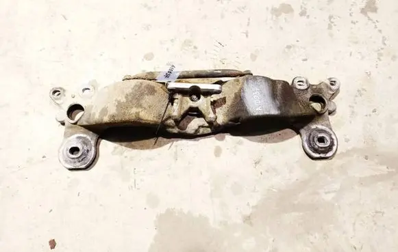Audi A4 S4 B7 8E 8H Rear subframe 