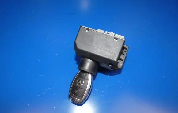 Mercedes-Benz B W246 W242 Ignition lock A2469058501 13177134 1010094502