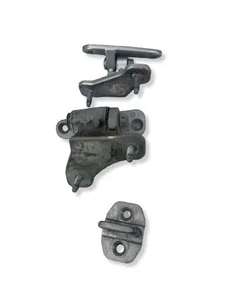 Mercedes-Benz C W204 Front door hinge set A047058 11000049B
