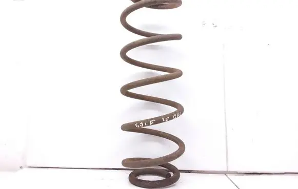 Volkswagen Golf IV Rear coil spring