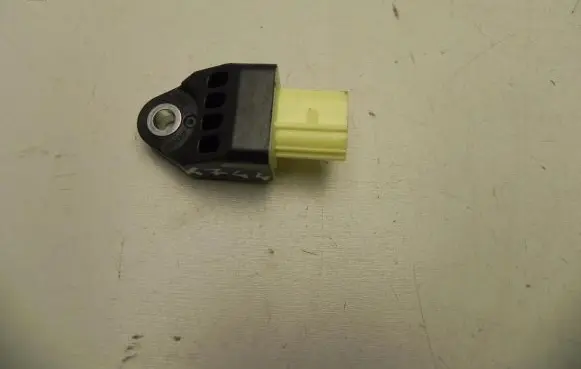 Subaru Outback Airbag deployment crash/impact sensor 98235AG060 X744
