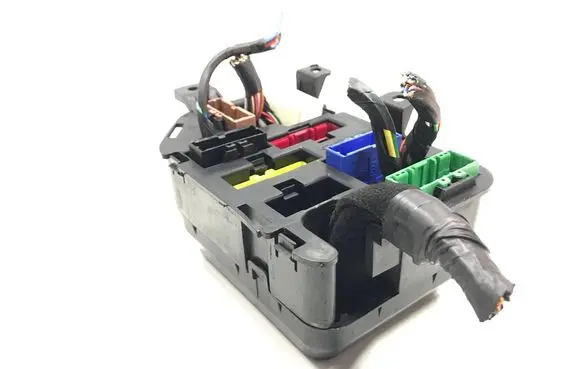 Hyundai Santa Fe Fuse module 919712B080