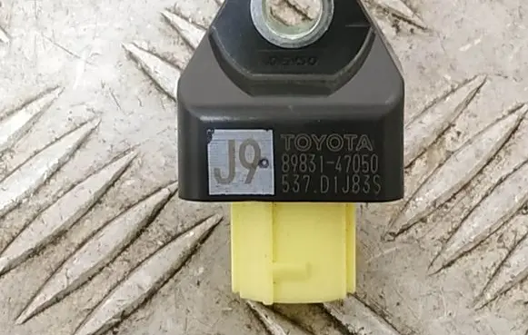 Lexus RX 450H Airbag deployment crash/impact sensor 8983147050