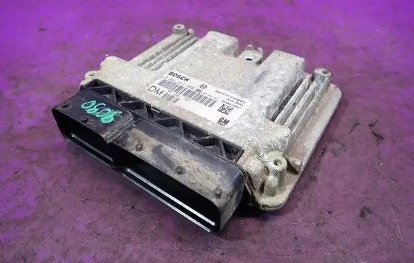 Opel Vectra C Engine control unit/module ECU 