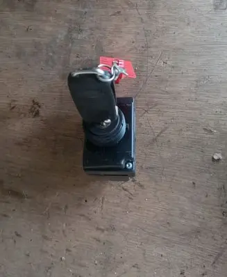 Volkswagen Touareg I Ignition lock 3D0905865E