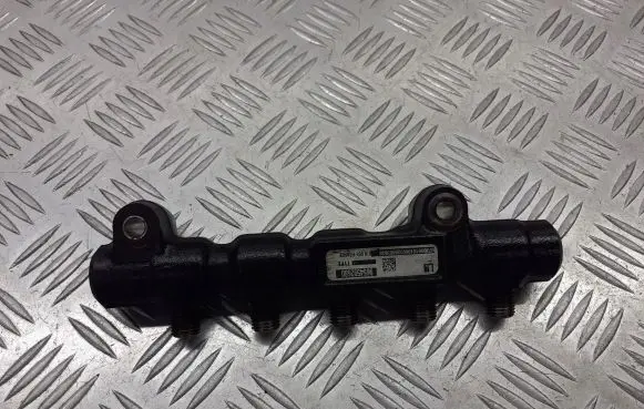 Ford C-MAX I Fuel main line pipe 9654592680