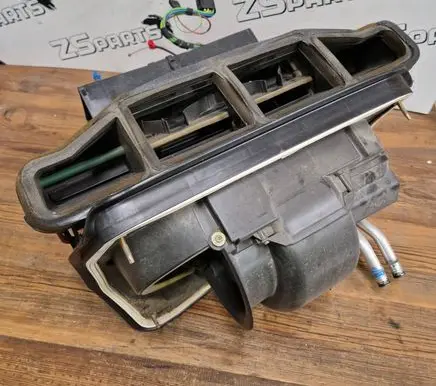 BMW 3 E46 Interior heater climate box assembly housing 64118372767 8384097 0031634
