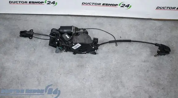 KIA Sedona Sliding door latching motor 843804D102