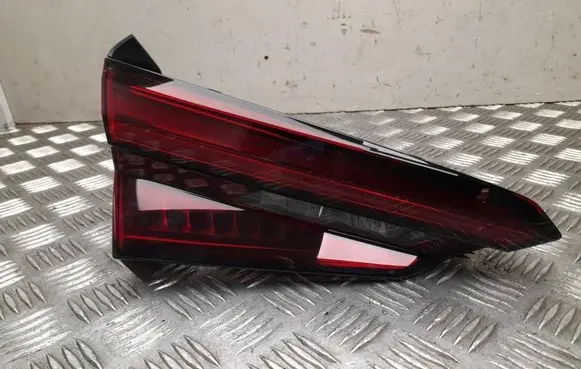 Audi A5 8T 8F Rear/tail lights 8W6945093E