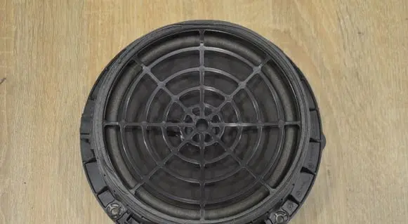 Audi A5 Front door speaker 90020014304