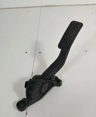 KIA Niro Accelerator throttle pedal 32700AB200