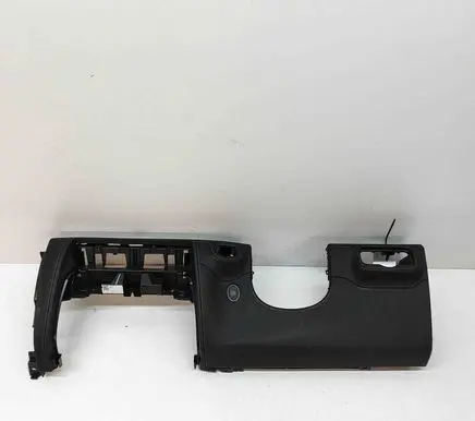 Mercedes-Benz GLE W167 Dashboard lower bottom trim panel A1676805000