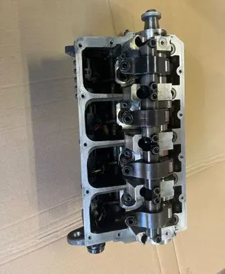 Volkswagen Golf Plus Engine head 038103373R