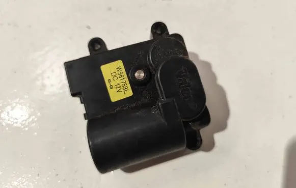 Honda Civic Air flap motor/actuator W961759L