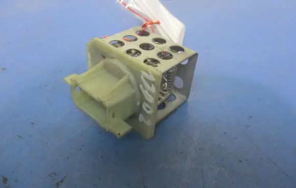 Peugeot 206 CC Heater blower motor/fan resistor