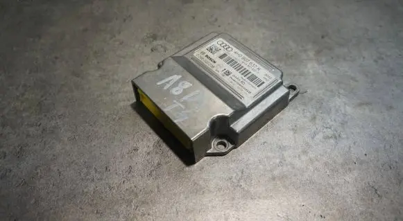 Audi A8 S8 D4 4H Airbag deployment crash/impact sensor 4H0907637K 0265020238