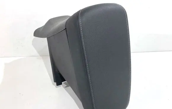 Opel Corsa F Armrest 
