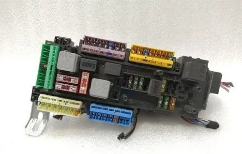 Mercedes-Benz C W204 Fuse box set A2045458201