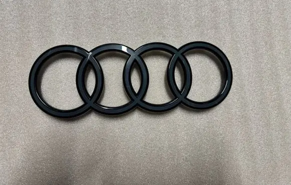 Audi Q7 4M Manufacturer badge logo/emblem 4M0853605AB