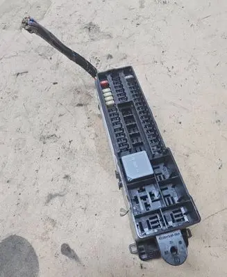 Ford Grand C-MAX Fuse module DM5T14014