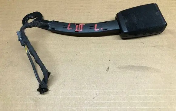 Seat Leon (5F) Front seatbelt buckle 5F0857755 06112013