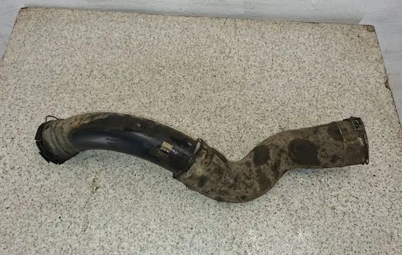 BMW 1 F20 F21 Intercooler hose/pipe 7597587 15476810