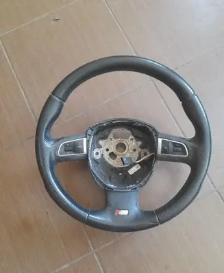 Audi A5 8T 8F Steering wheel