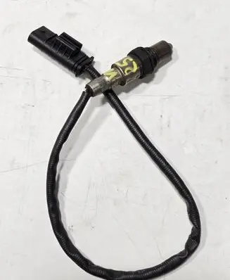 BMW 5 G30 G31 G38 Lambda probe sensor 8593852