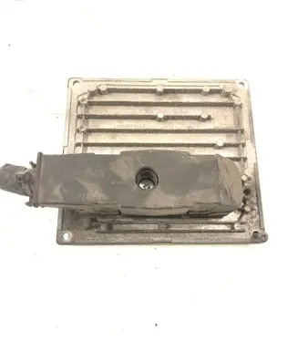 Volvo S40 Engine control unit/module S122185001D