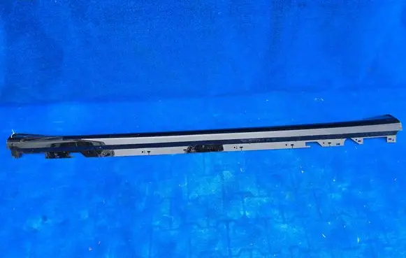 BMW 7 G70 Sill/side skirt trim 8081559