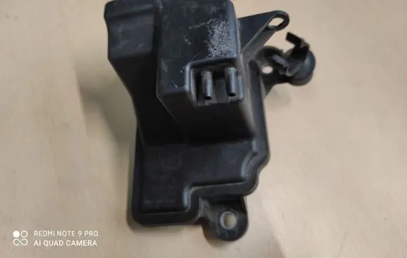 Citroen C4 Grand Picasso Vacuum air tank 9646411180