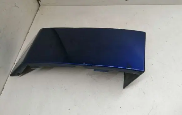 Volvo XC90 Rear/tail light trim molding 8620819 1125