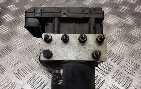Seat Alhambra (Mk1) ABS Pump 1J0907379P 10094903313 7M3614111H