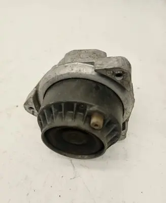 BMW M6 Engine mount bracket 6851263