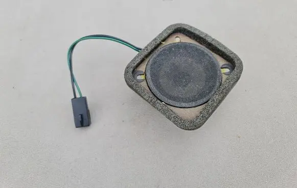 Chrysler 300M Panel speaker 575336670 04760371