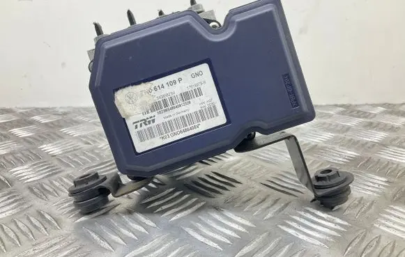 Seat Alhambra (Mk2) ABS Pump 7N0614109P