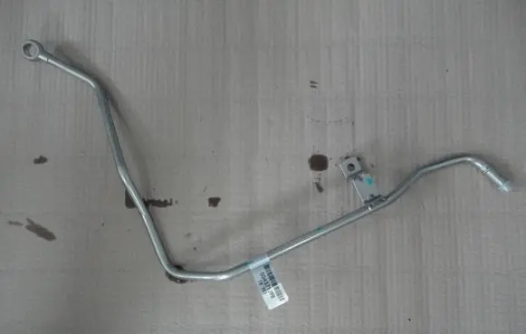 Mitsubishi Canter Turbo turbocharger oiling pipe/hose 504371398